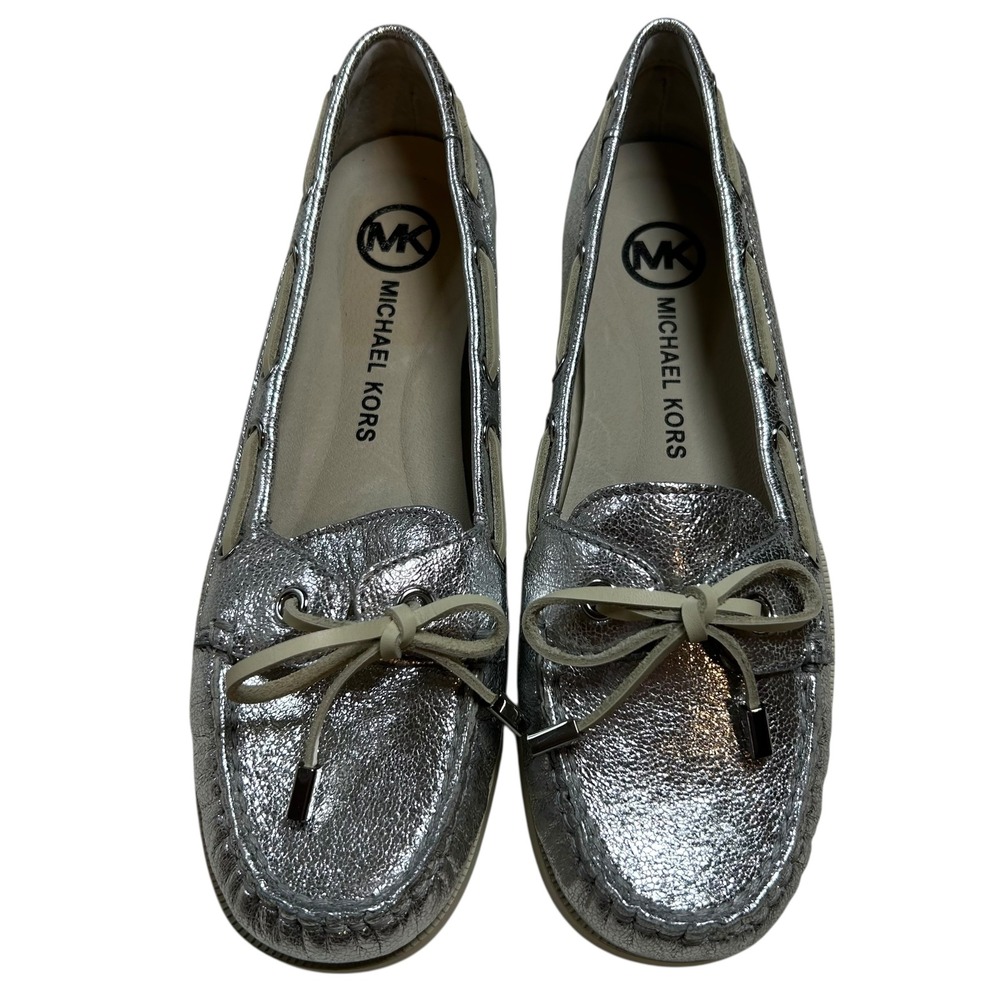 Michael Kors Silver Metallic Leather Boat‎ Shoes Loafers – Women's 7.5M